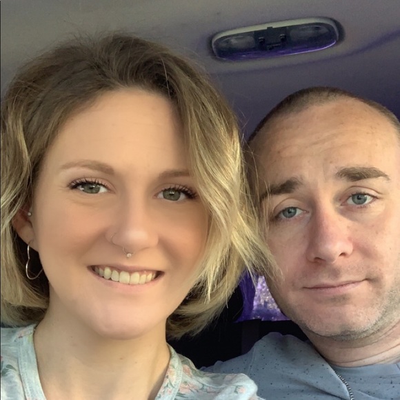 Meet your Posher, Christina - Picture 2 of 2